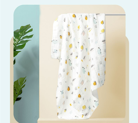 پارچه گاز چاپی چهار لایه بدون پیچ خورده 220GSM پتو نوزاد احساس نرم