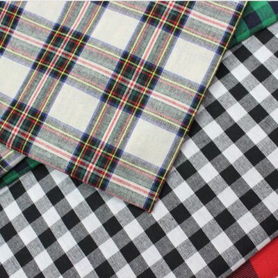30%Rayon 70%Polyester 280gsm 280gsm Smooth Firm Hand Feel Excellent Drape Check Blazer Fabric