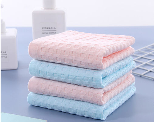 پارچه ژاکارد 100 نخی سه لایه کرپ الگوی زنده